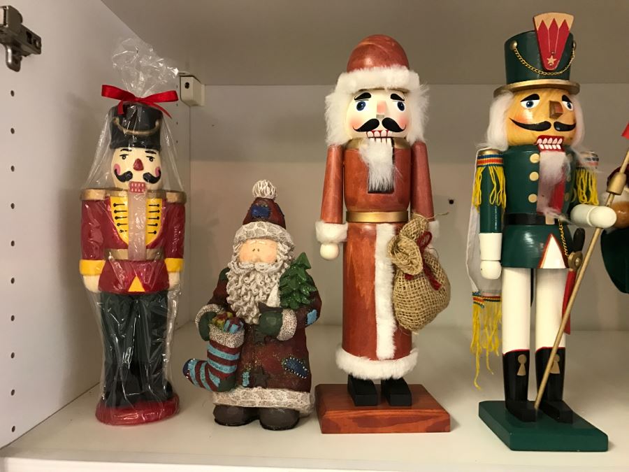 JUST ADDED - Large Home Decor Decoration Lot #3 With Nutcracker Collection And Violin - See Photos [Photo 3]