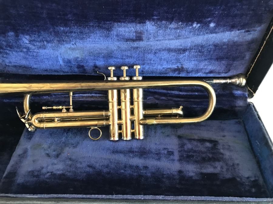 Vintage E.K. Blessing Super Artist Model Trumpet Elkhart, Ind With Case [Photo 7]