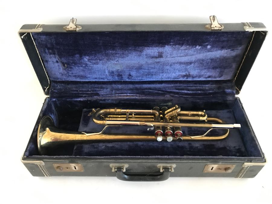 Vintage E.K. Blessing Super Artist Model Trumpet Elkhart, Ind With Case [Photo 19]
