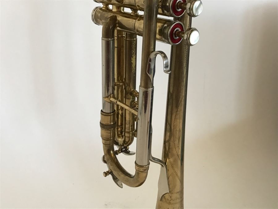 Vintage E.K. Blessing Super Artist Model Trumpet Elkhart, Ind With Case [Photo 18]