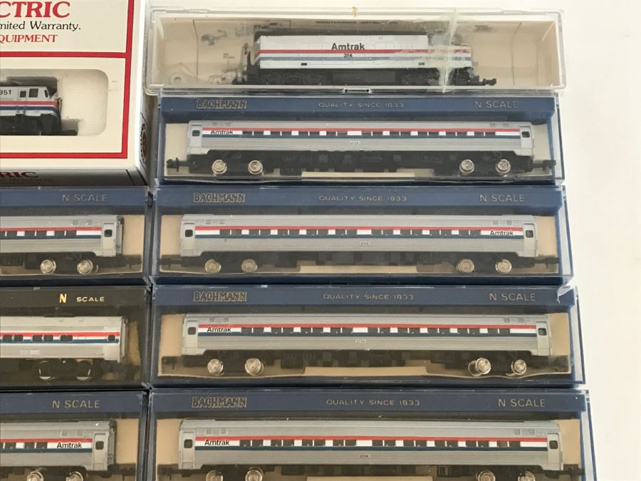 JUST ADDED - Vintage Collection Of BACHMANN N Scale Amtrak Electric Trains [Photo 9]