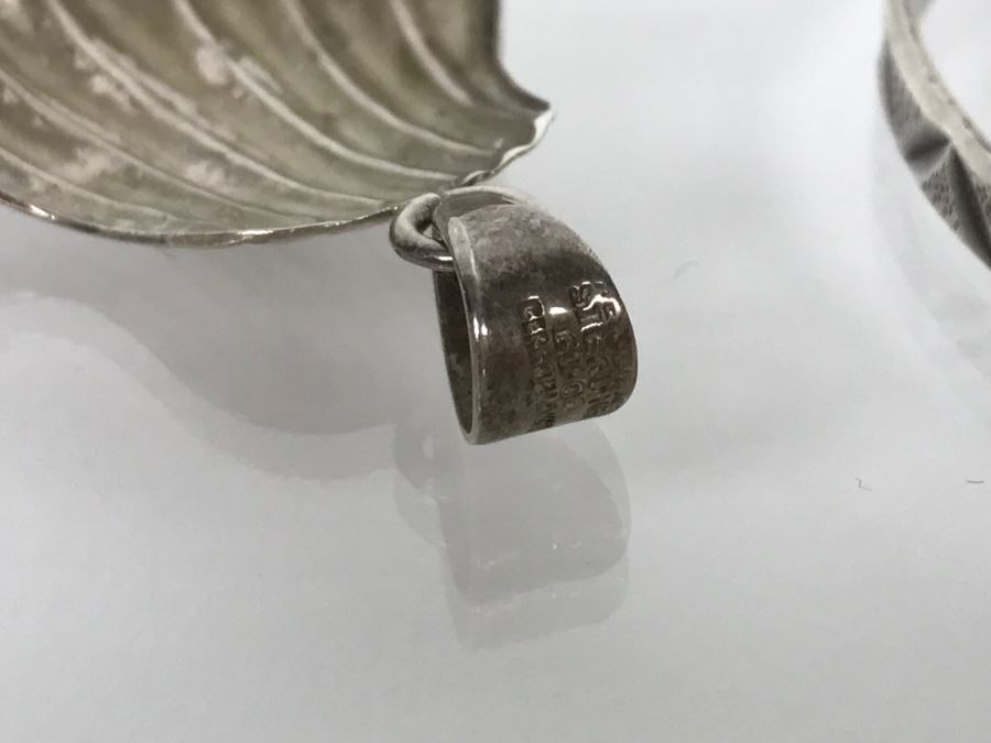 Sterling Silver Jewelry Lot With Bracelet, Shell Pendant And Rings 19.1g [Photo 5]