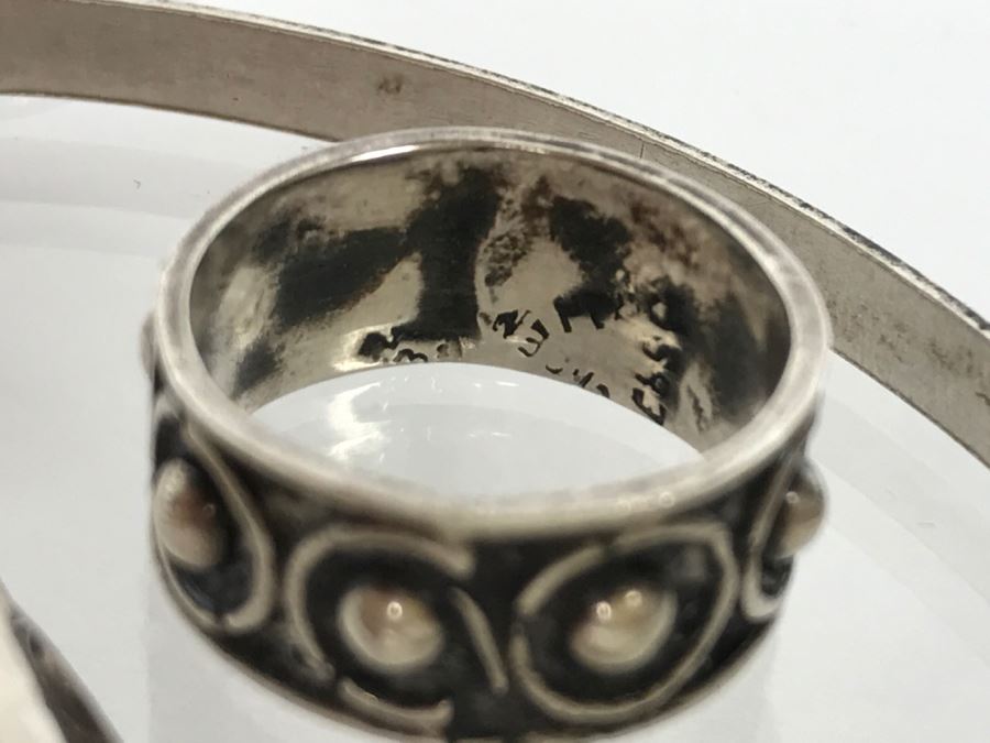 Sterling Silver Jewelry Lot With Bracelet, Shell Pendant And Rings 19.1g [Photo 4]