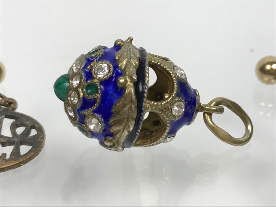 Sterling Silver Enamel Egg Pendant And Pair Of Sterling Silver Earrings 10.8g [Photo 4]