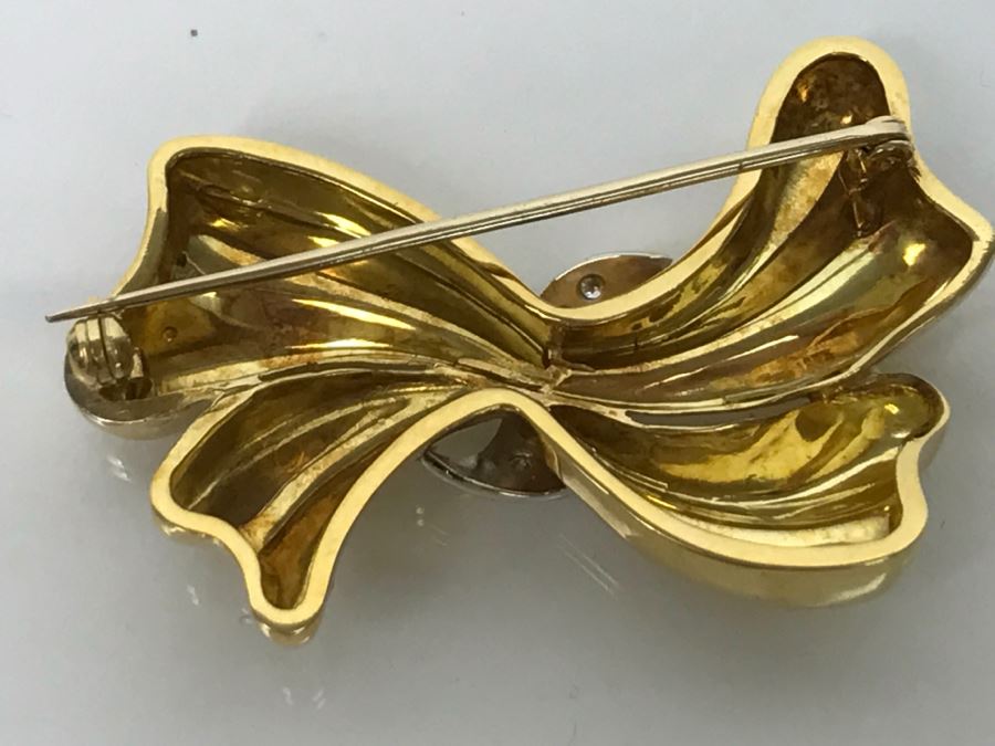 18K Yellow Gold Diamond Bow Brooch .25Cttw 12.4g FMV $1,000