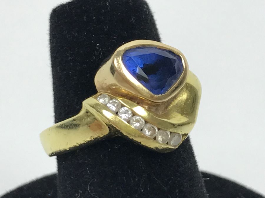 18K Yellow Gold Sapphire And Diamond Ring 8g FMV $1,250 Ring Size 6