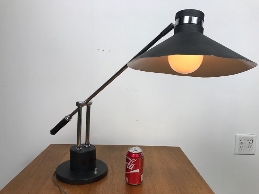 Vintage Mid-Century Metal Chrome Table Lamp [Photo 2]