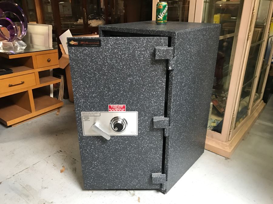 AMSEC 2000 Millennium Silver Edition Large Combination Safe American Security Products Co 21'W X 22'D X 39'H [Photo 5]