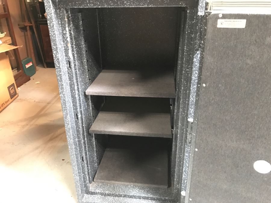 AMSEC 2000 Millennium Silver Edition Large Combination Safe American Security Products Co 21'W X 22'D X 39'H [Photo 4]