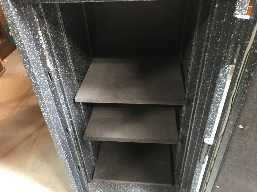 AMSEC 2000 Millennium Silver Edition Large Combination Safe American Security Products Co 21'W X 22'D X 39'H [Photo 12]