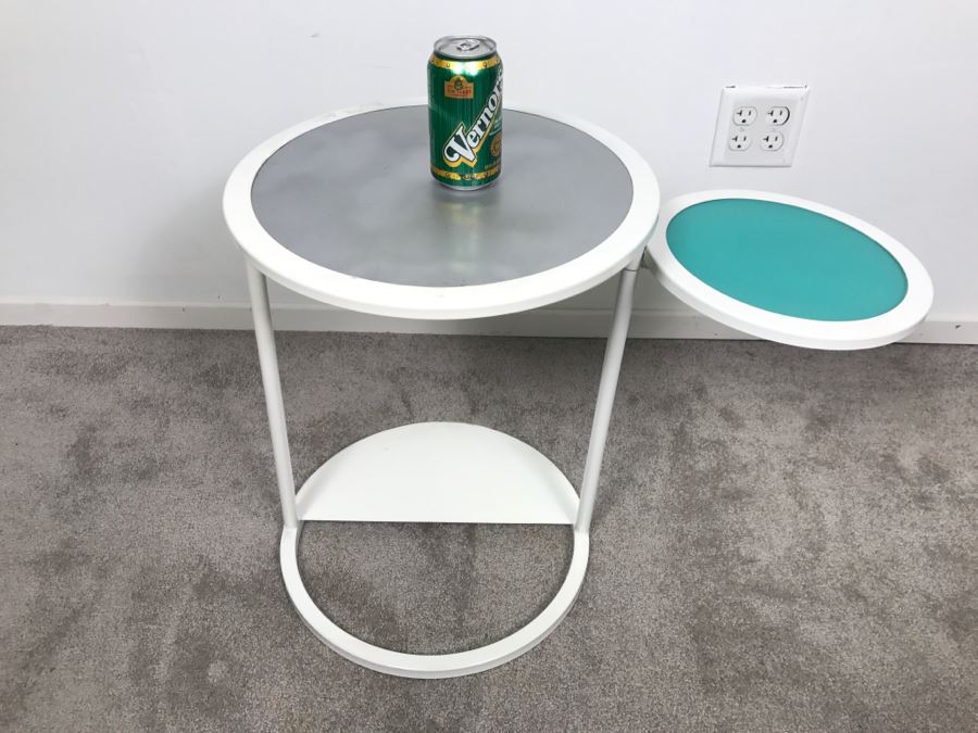 Metal Swing Side Table [Photo 2]