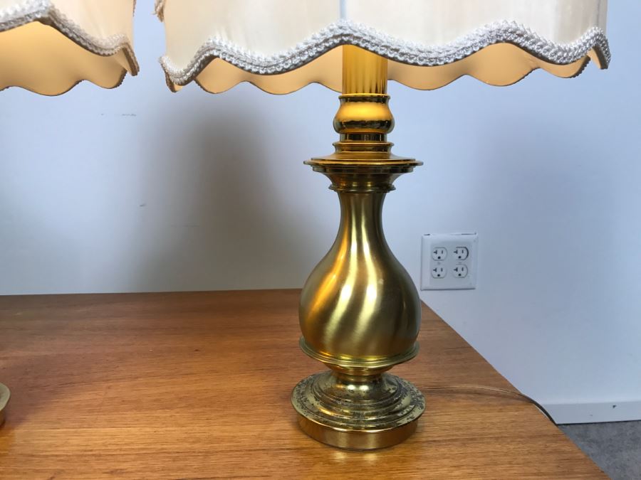 Pair Of Heavy Brass Table Lamps With Shades [Photo 5]