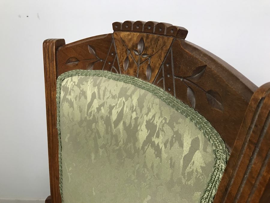 Antique Eastlake Wooden Rocking Chair [Photo 6]