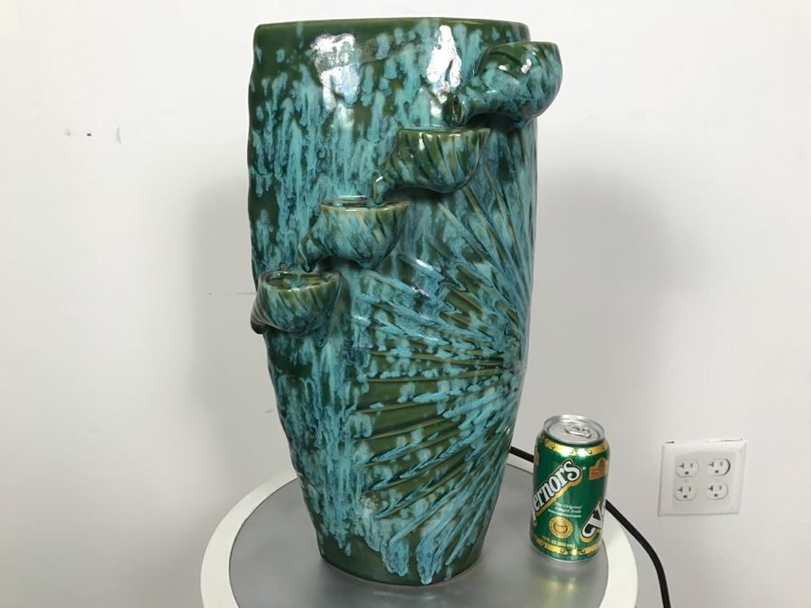 Glazed Ceramic Pottery Fountain [Photo 2]