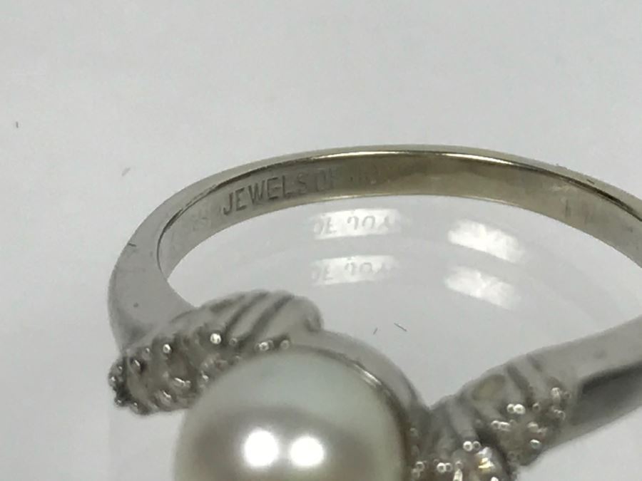 14K White Gold Akoya Pearl With Single Cut Diamonds Ring 2.8g FMV $200 Ring Size 5 3/4 [Photo 6]