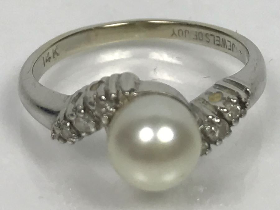 14K White Gold Akoya Pearl With Single Cut Diamonds Ring 2.8g FMV $200 Ring Size 5 3/4 [Photo 10]