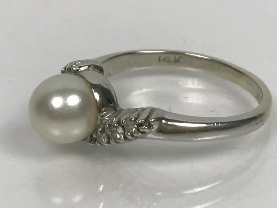 14K White Gold Akoya Pearl With Single Cut Diamonds Ring 2.8g FMV $200 Ring Size 5 3/4 [Photo 8]
