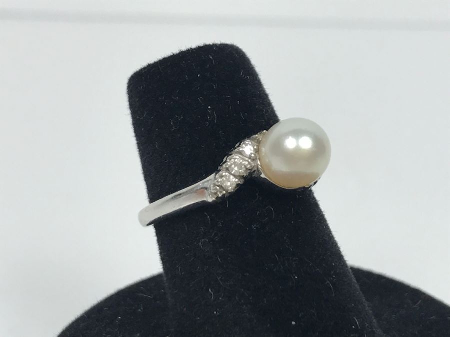 14K White Gold Akoya Pearl With Single Cut Diamonds Ring 2.8g FMV $200 ...