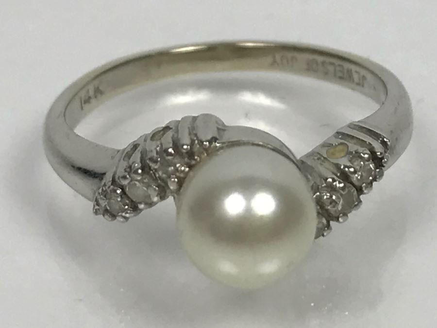 14K White Gold Akoya Pearl With Single Cut Diamonds Ring 2.8g FMV $200 Ring Size 5 3/4 [Photo 11]