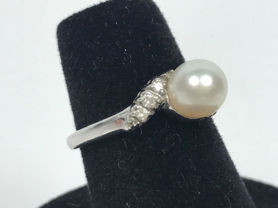 14K White Gold Akoya Pearl With Single Cut Diamonds Ring 2.8g FMV $200 ...