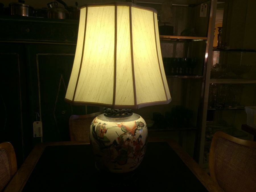 Japanese Pottery Vase Table Lamp [Photo 1]