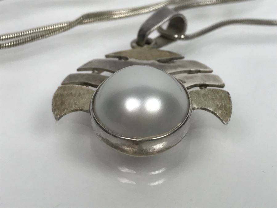 Sterling Silver Pendant And Chain With Mabe Pearl 10.7g [Photo 4]
