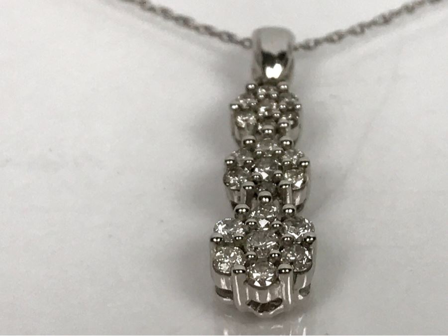 10K White Gold Diamond Pendant With Chain 2.1g 0.5Cttw I-1 H-J
