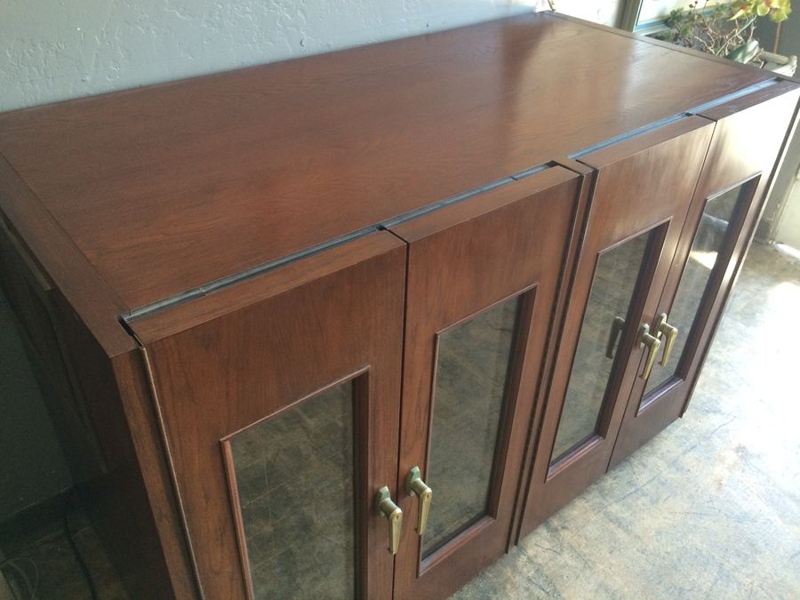 Large Furniture-Style Wine Cellar [Photo 5]