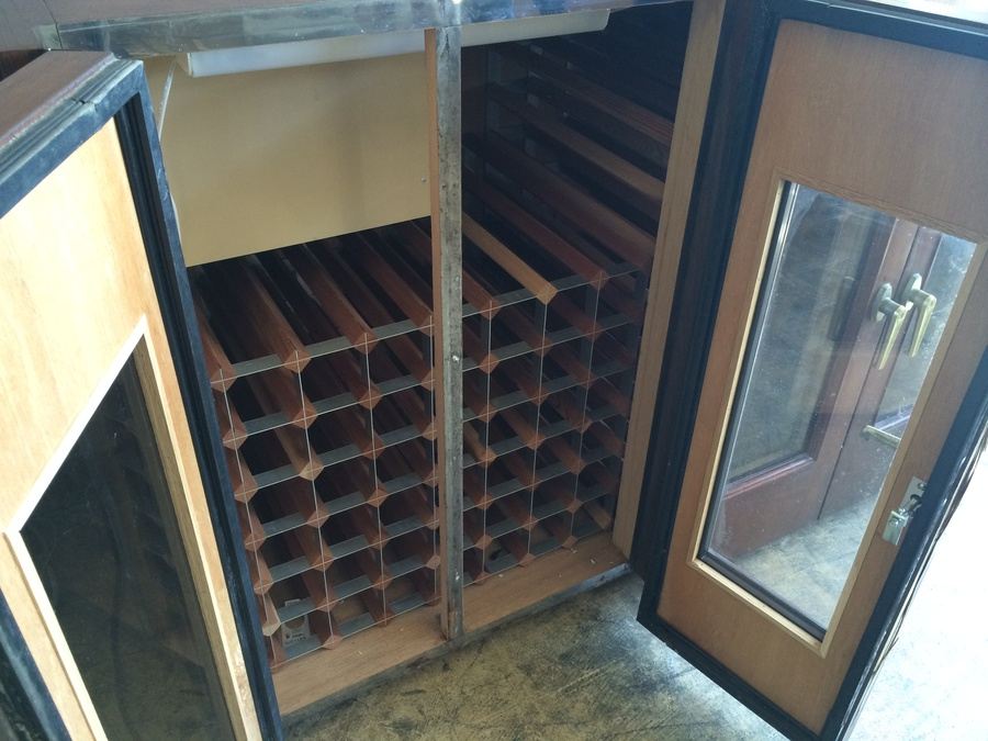 Large Furniture-Style Wine Cellar [Photo 6]