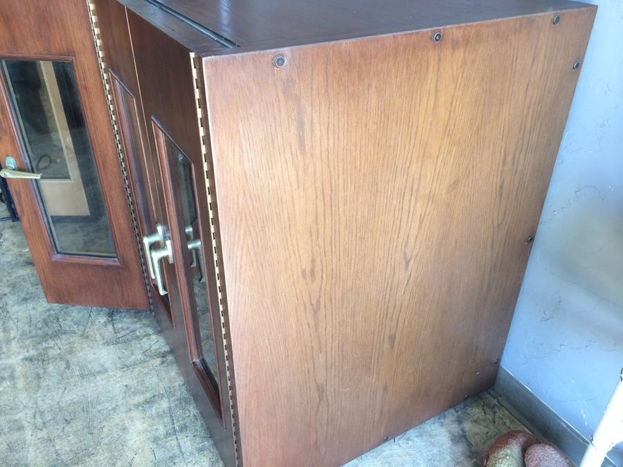 Large Furniture-Style Wine Cellar [Photo 8]