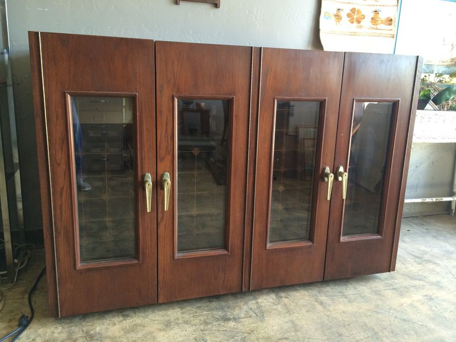 Large Furniture-Style Wine Cellar [Photo 4]