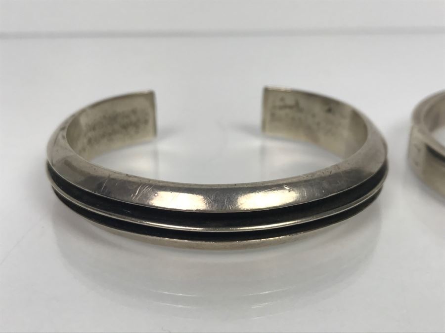 Pair Of Sterling Silver Bracelets - Black Bracelet Signed TY 72.1g [Photo 2]