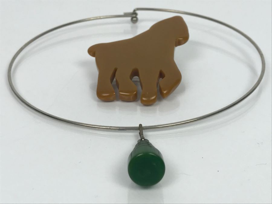 Bakelite Pendant Necklace And Bakelite Animal Brooch Pin [Photo 5]