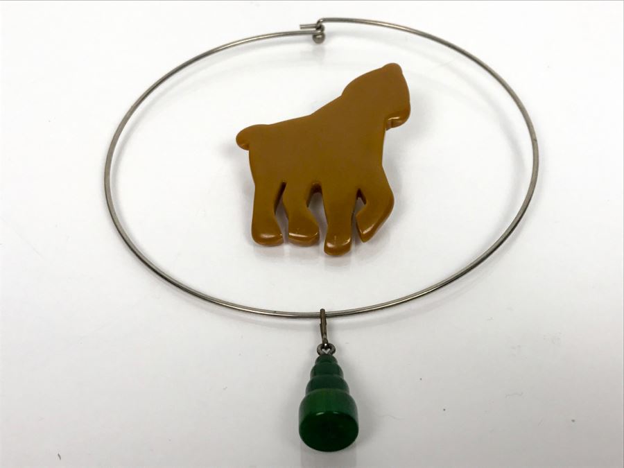 Bakelite Pendant Necklace And Bakelite Animal Brooch Pin