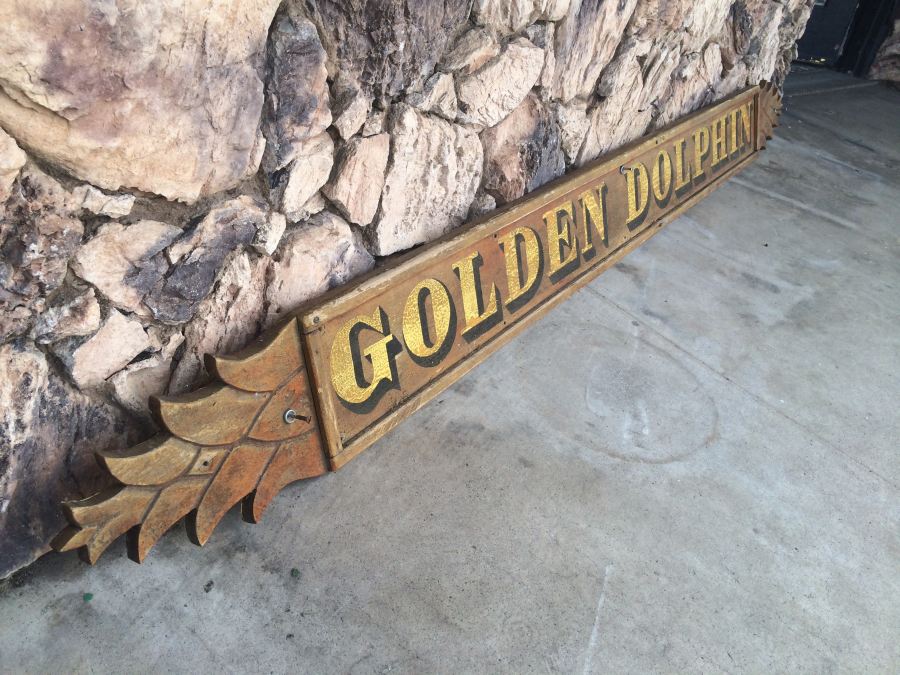 GOLDEN DOLPHIN Hand-Painted Wooden Yacht Sign [Photo 3]