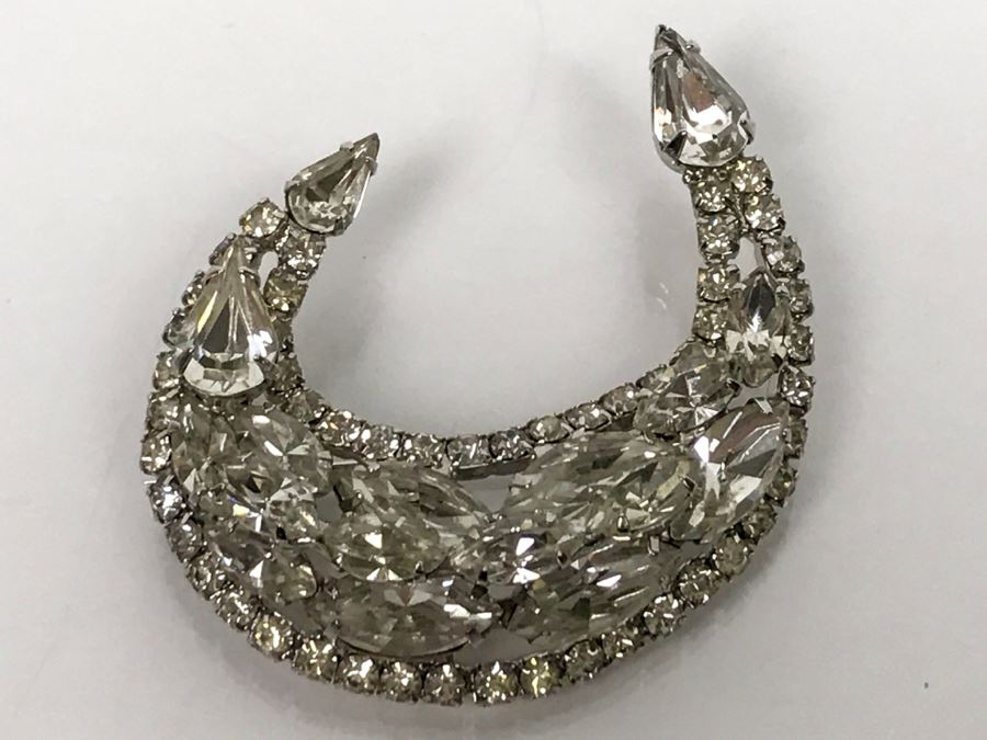 Vintage Rhinestone Brooch Pin