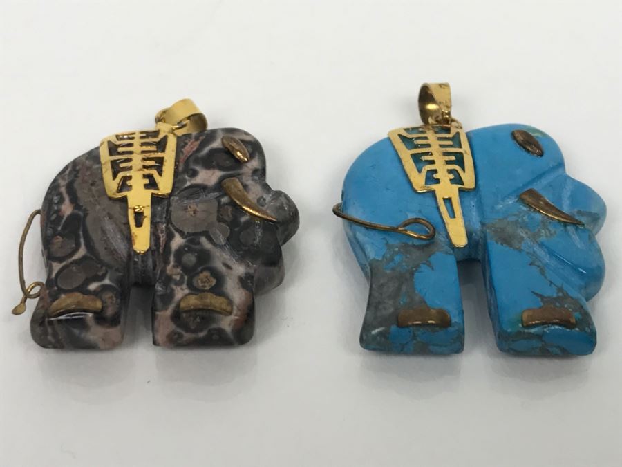 Pair Of Carved Stone Elephant Pendants [Photo 5]
