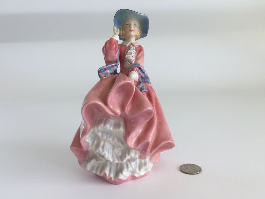 Vintage Royal Doulton Lady Figurine Top O' The Hill HN 1849 [Photo 7]