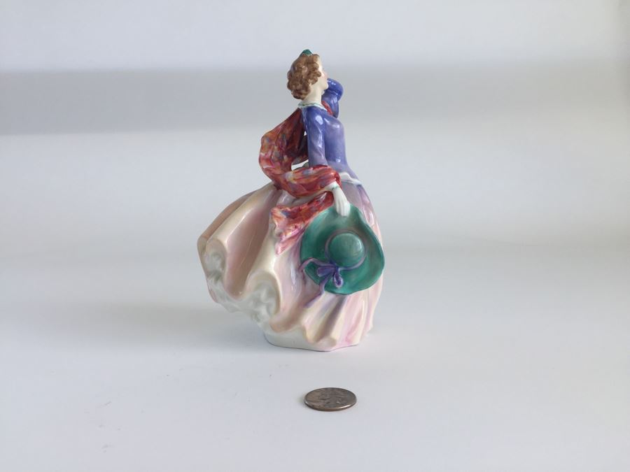 Vintage Royal Doulton Lady Figurine Blithe Morning HN 2021 [Photo 4]