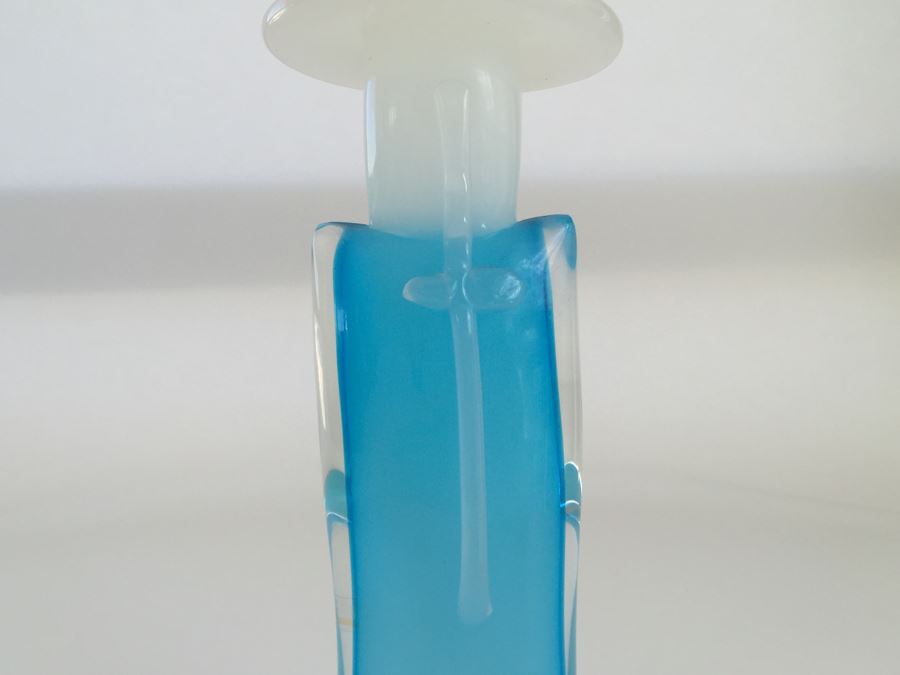 Oball Murano Art Glass Blue And White Asian Figurine With Label [Photo 8]