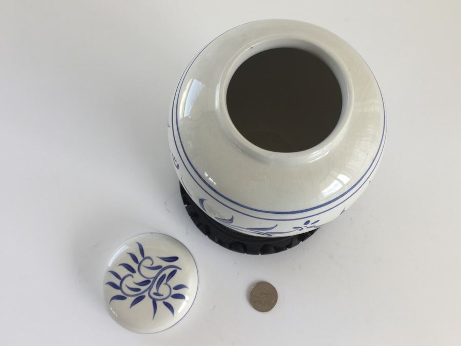 Radford England Hand Painted Blue And White Ginger Jar With Wooden Stand [Photo 3]
