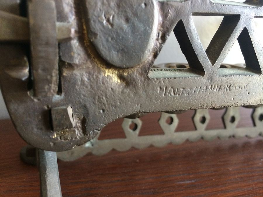  Vintage Brass Chanukah Menorah Candle Holder Lions Of Judah (Heavy) [Photo 3]