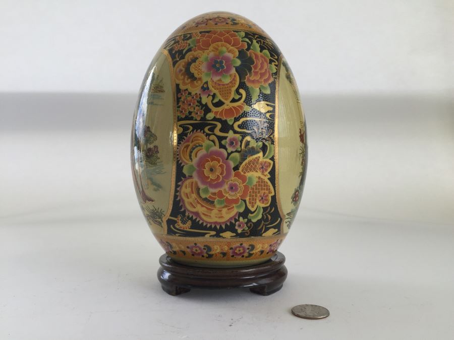 Large Hand Painted Japanese Egg With Wooden Stand [Photo 4]