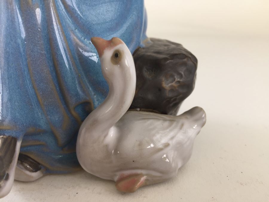 Chinese Figurine Doll Statue Man With Swan Glazed Pottery [Photo 5]