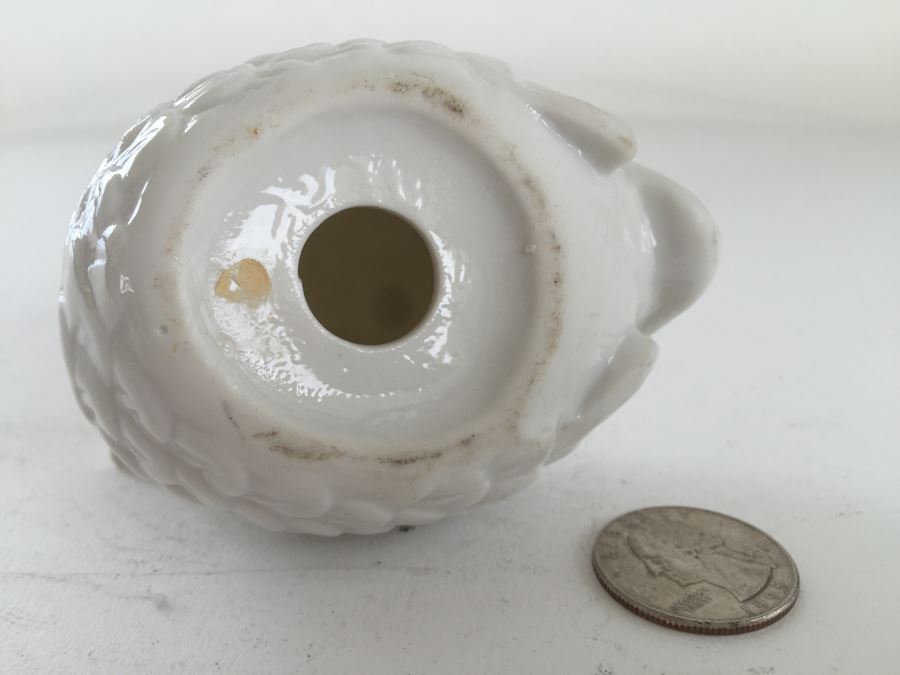 Pair Of White Porcelain Bird Figurines [Photo 6]