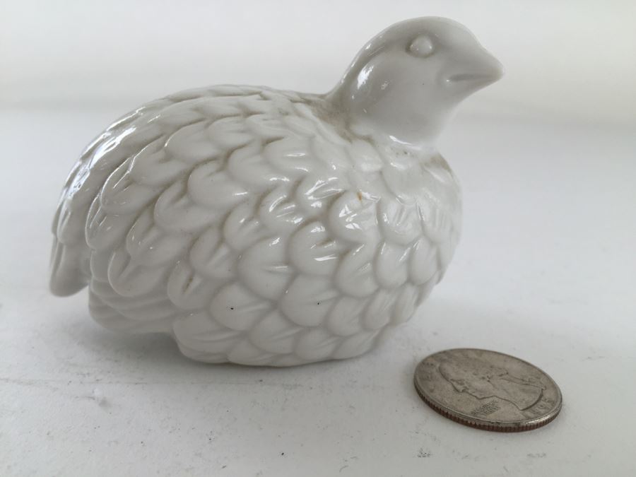 Pair Of White Porcelain Bird Figurines [Photo 2]