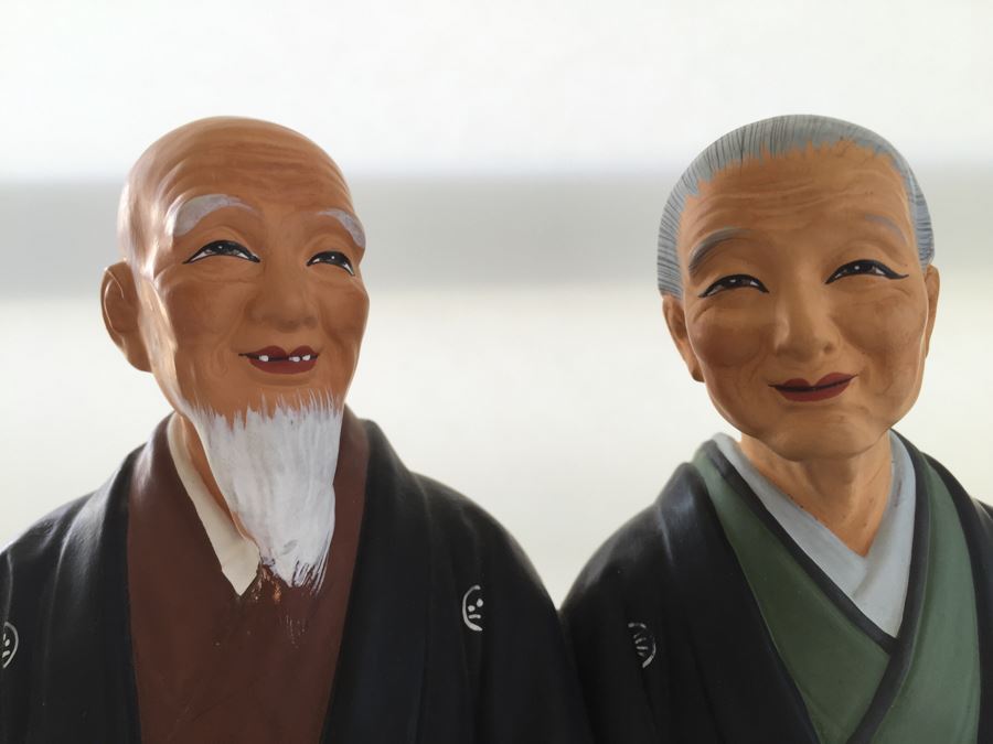 Craftsman Hakata Doll Made In Japan Of Couple On Stand [Photo 8]