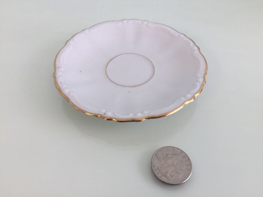 Elegant White And Gold Bavaria China Tea Set [Photo 9]