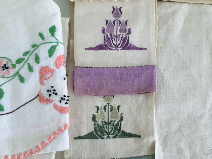 Box Filled With Vintage Linens [Photo 6]