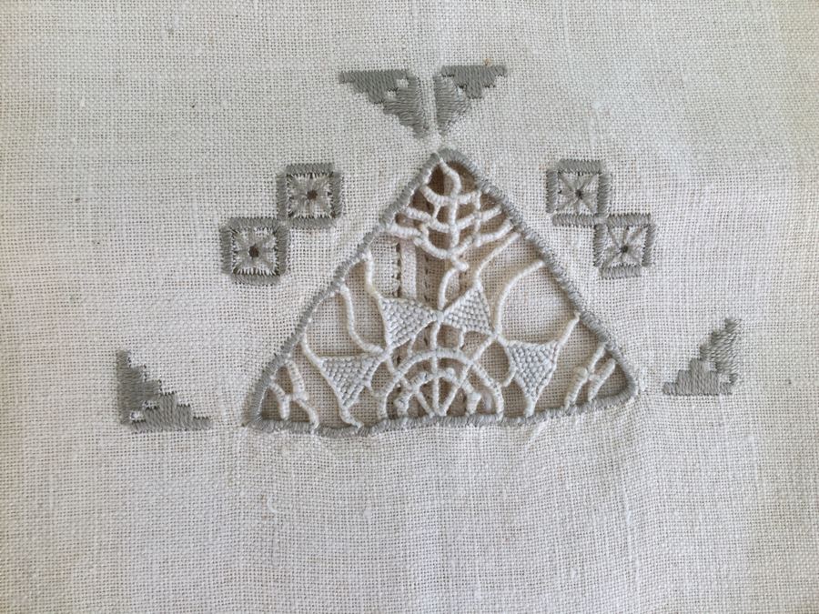 Box Filled With Vintage Linens [Photo 12]